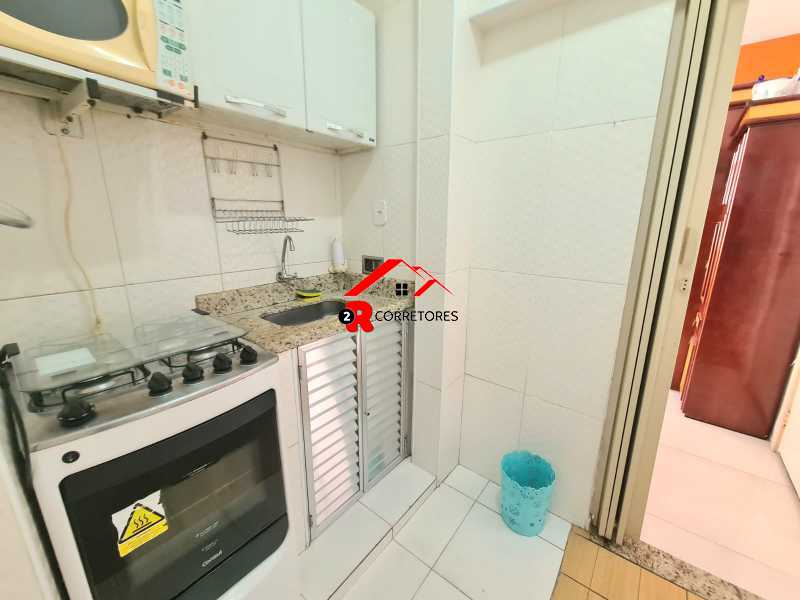 Apartamento à venda com 1 quarto, 40m² - Foto 13