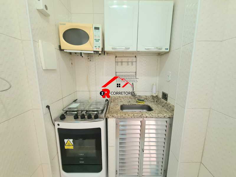 Apartamento à venda com 1 quarto, 40m² - Foto 17