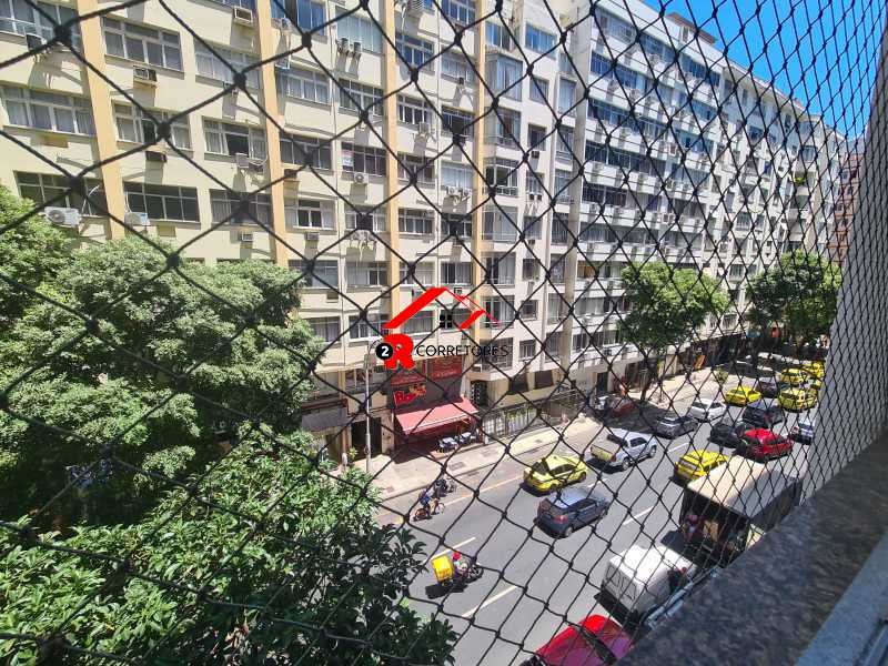 Apartamento à venda com 1 quarto, 40m² - Foto 28