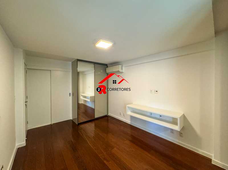 Apartamento à venda com 3 quartos, 199m² - Foto 14