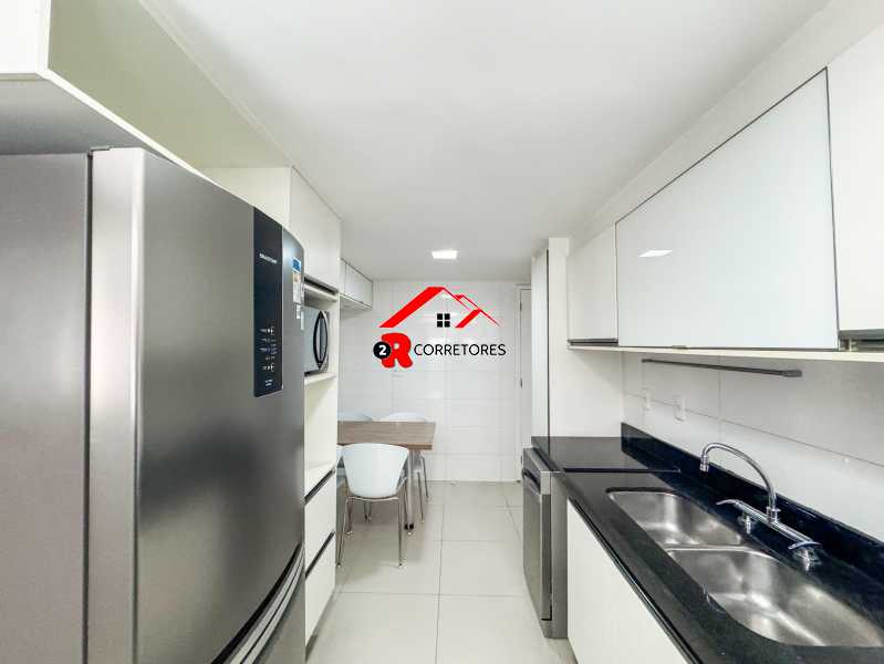 Apartamento à venda com 3 quartos, 199m² - Foto 21