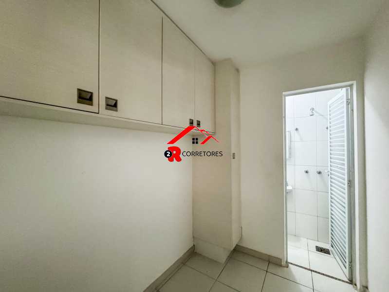 Apartamento à venda com 3 quartos, 199m² - Foto 29