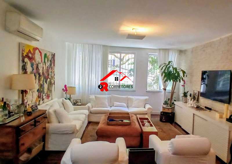 Apartamento à venda com 4 quartos, 160m² - Foto 1