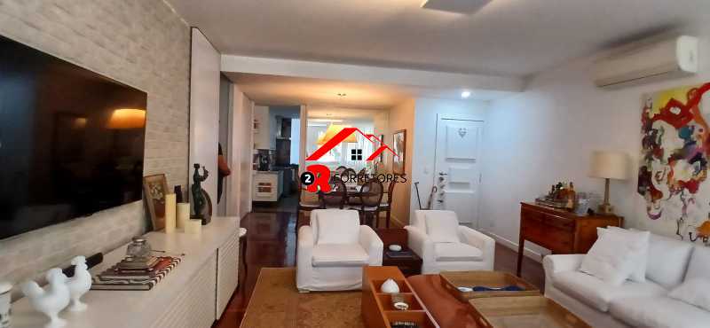 Apartamento à venda com 4 quartos, 160m² - Foto 2