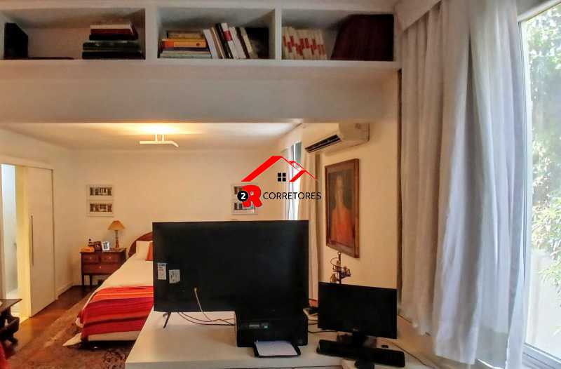 Apartamento à venda com 4 quartos, 160m² - Foto 19