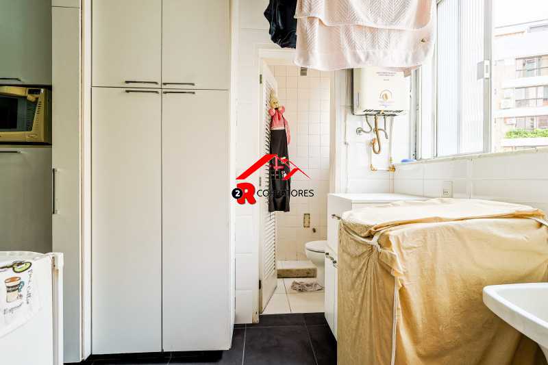 Apartamento à venda com 3 quartos, 150m² - Foto 11