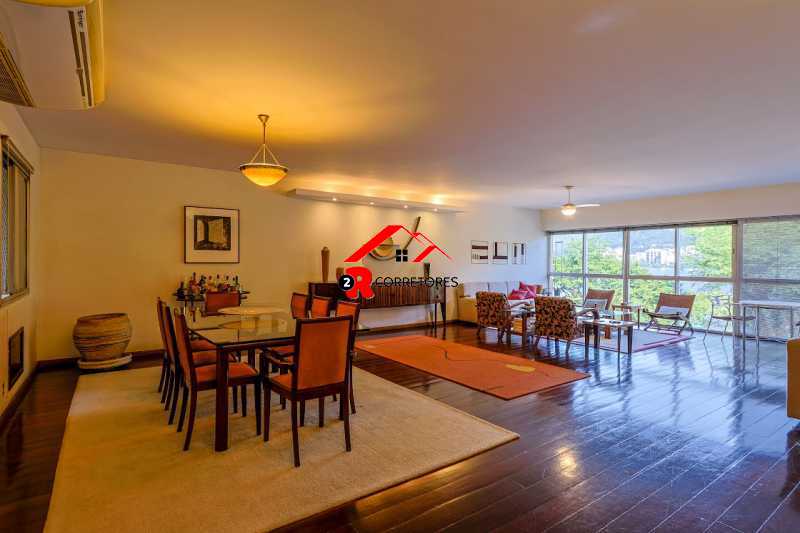 Apartamento à venda com 4 quartos, 238m² - Foto 4