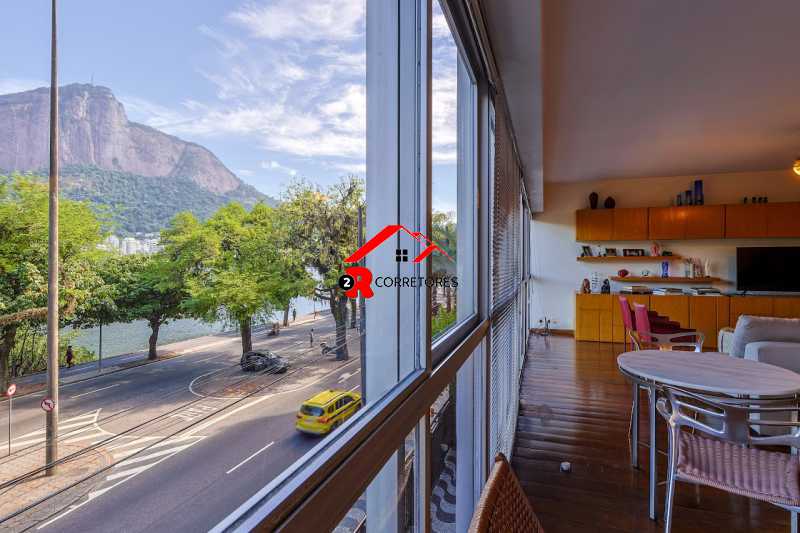 Apartamento à venda com 4 quartos, 238m² - Foto 7