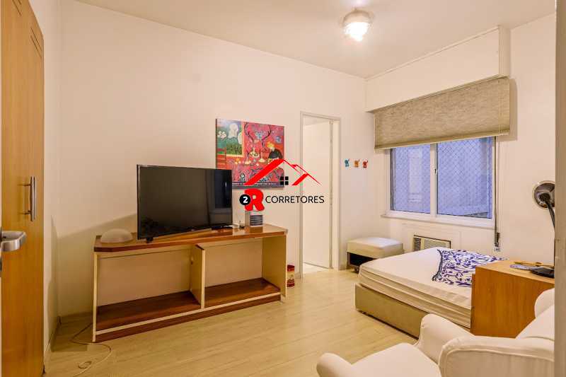 Apartamento à venda com 4 quartos, 238m² - Foto 9