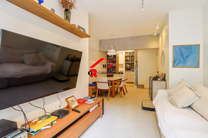 Apartamento à venda com 3 quartos, 91m² - Foto 4