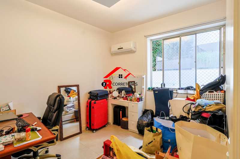 Apartamento à venda com 3 quartos, 91m² - Foto 11