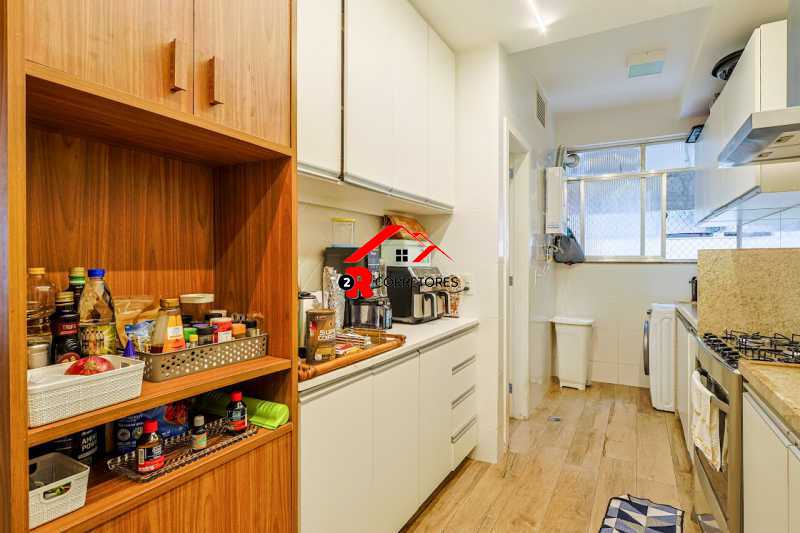 Apartamento à venda com 3 quartos, 91m² - Foto 17