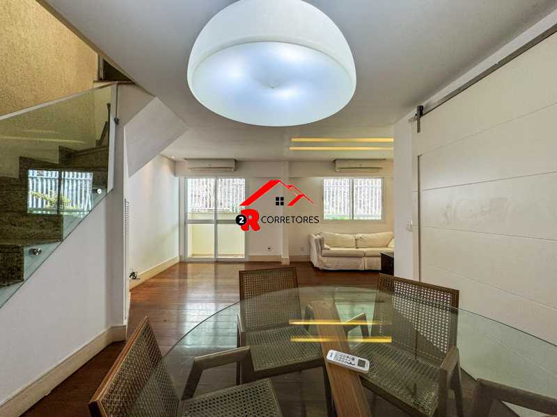 Cobertura à venda com 3 quartos, 180m² - Foto 2