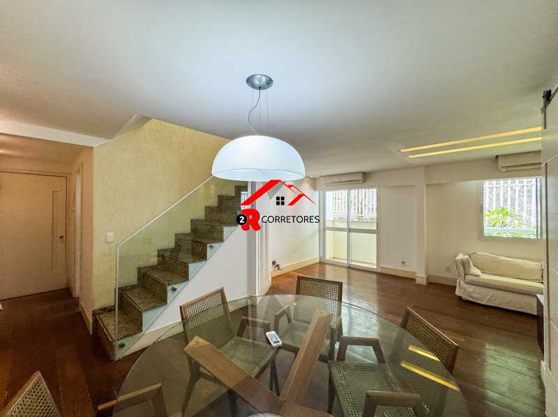 Cobertura à venda com 3 quartos, 180m² - Foto 3