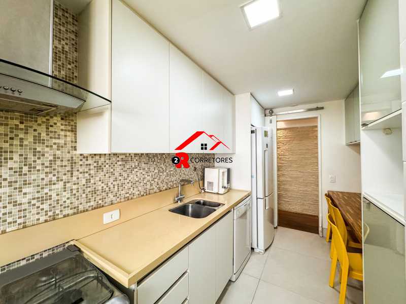 Cobertura à venda com 3 quartos, 180m² - Foto 14