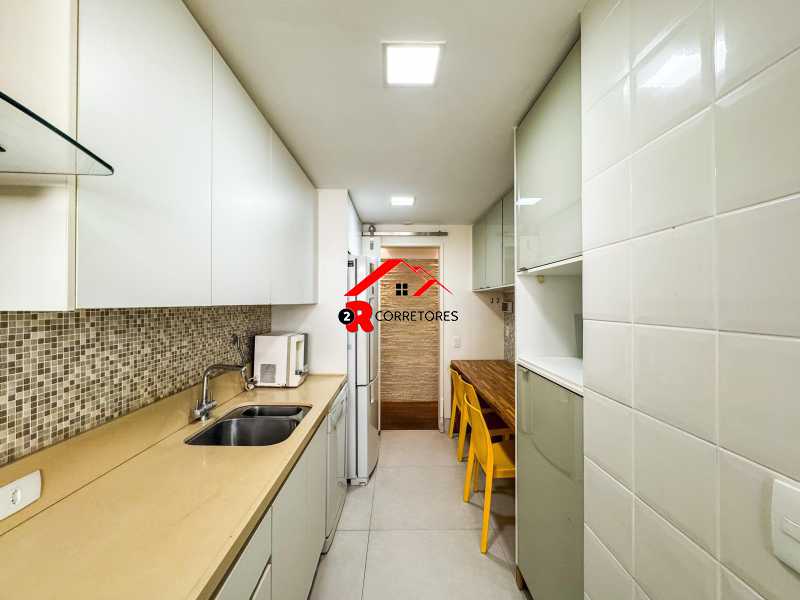 Cobertura à venda com 3 quartos, 180m² - Foto 15