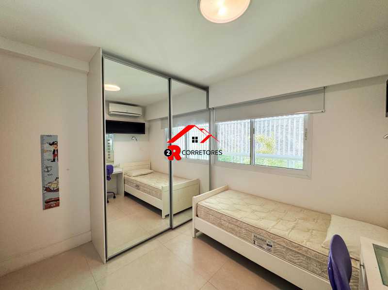 Cobertura à venda com 3 quartos, 180m² - Foto 25