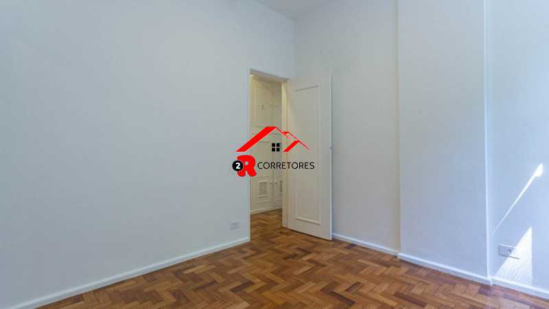 Apartamento à venda com 2 quartos, 66m² - Foto 7