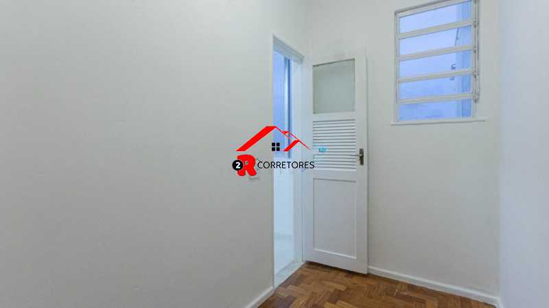 Apartamento à venda com 2 quartos, 66m² - Foto 9