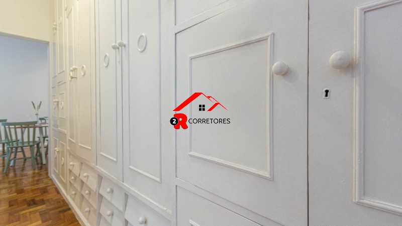 Apartamento à venda com 2 quartos, 66m² - Foto 12