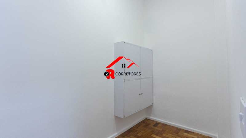 Apartamento à venda com 2 quartos, 66m² - Foto 17