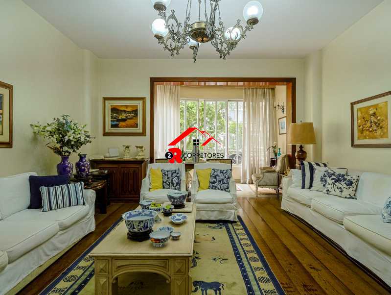 Apartamento, 3 quartos, 220 m² - Foto 1