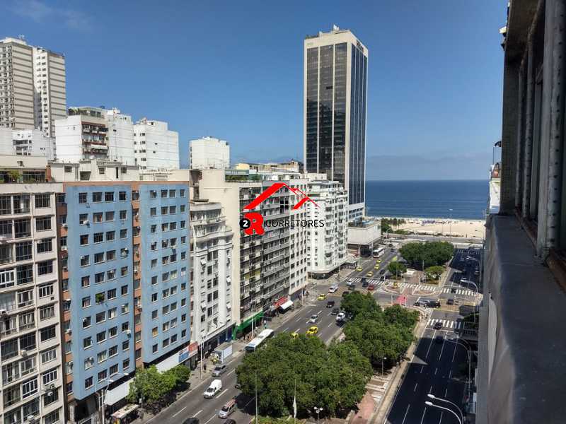 Apartamento à venda com 3 quartos, 136m² - Foto 4