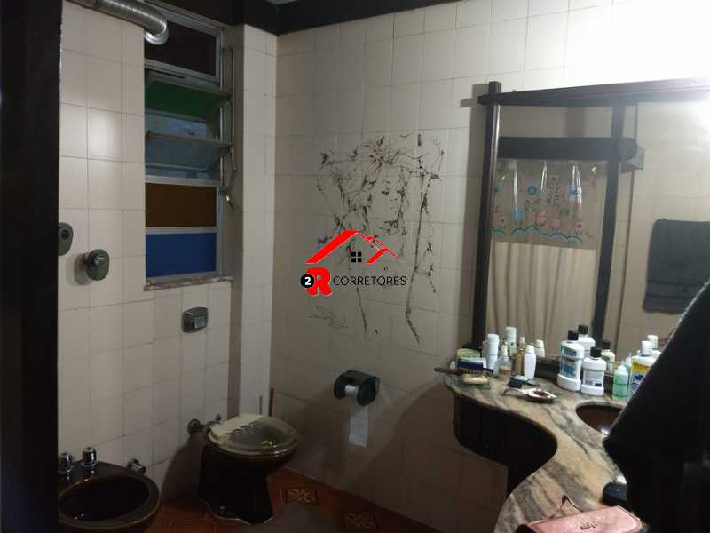 Apartamento à venda com 3 quartos, 136m² - Foto 11