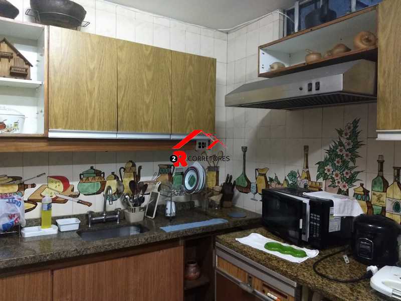 Apartamento à venda com 3 quartos, 136m² - Foto 9