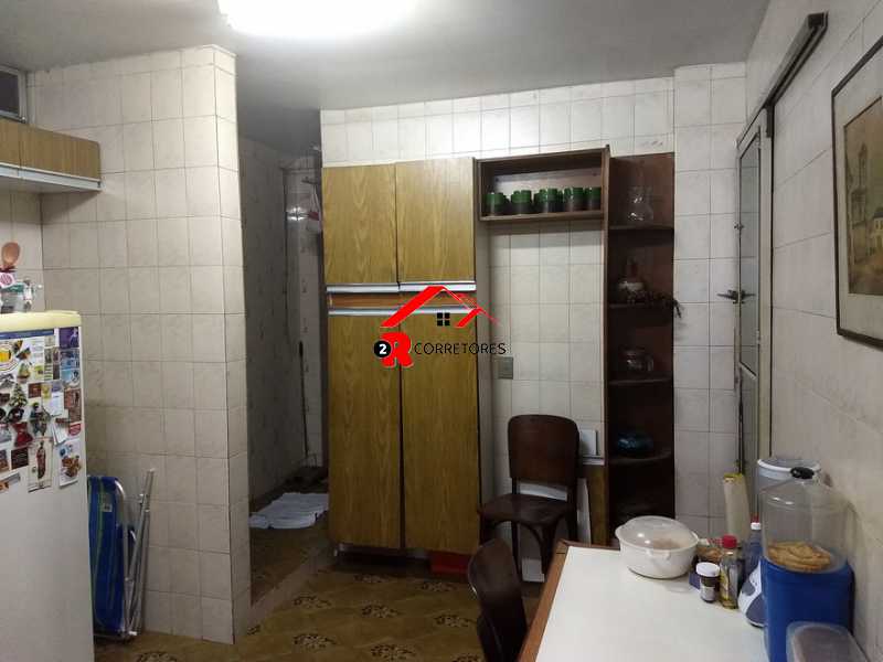 Apartamento à venda com 3 quartos, 136m² - Foto 10