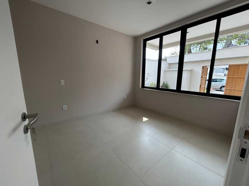 Casa de Condomínio à venda com 4 quartos, 285m² - Foto 21