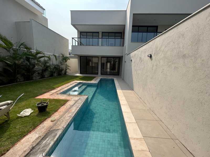 Casa de Condomínio à venda com 4 quartos, 285m² - Foto 12