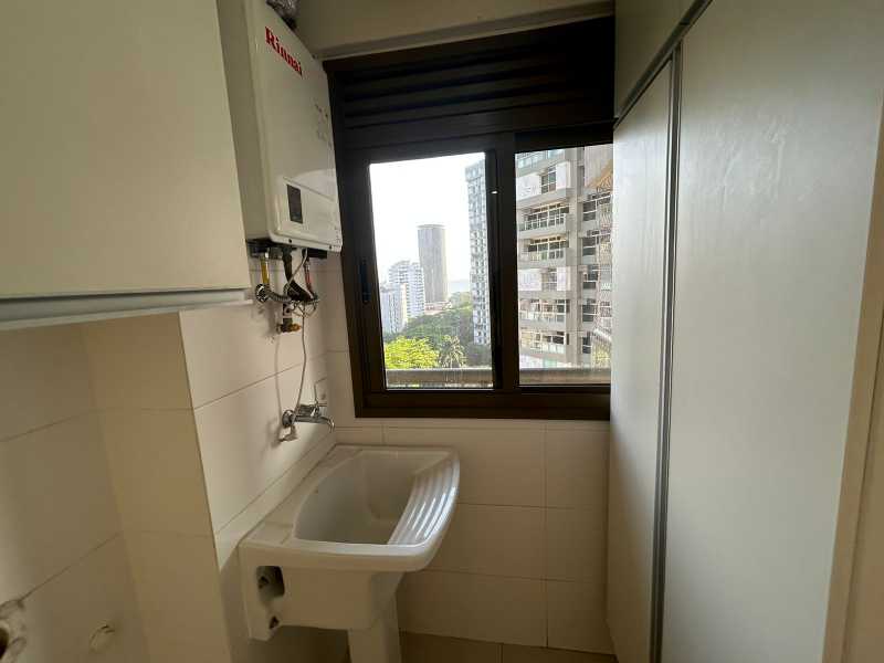 Apartamento à venda com 2 quartos, 82m² - Foto 12