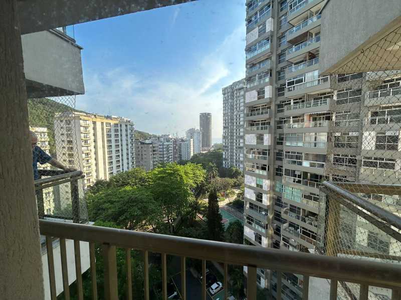 Apartamento à venda com 2 quartos, 82m² - Foto 8