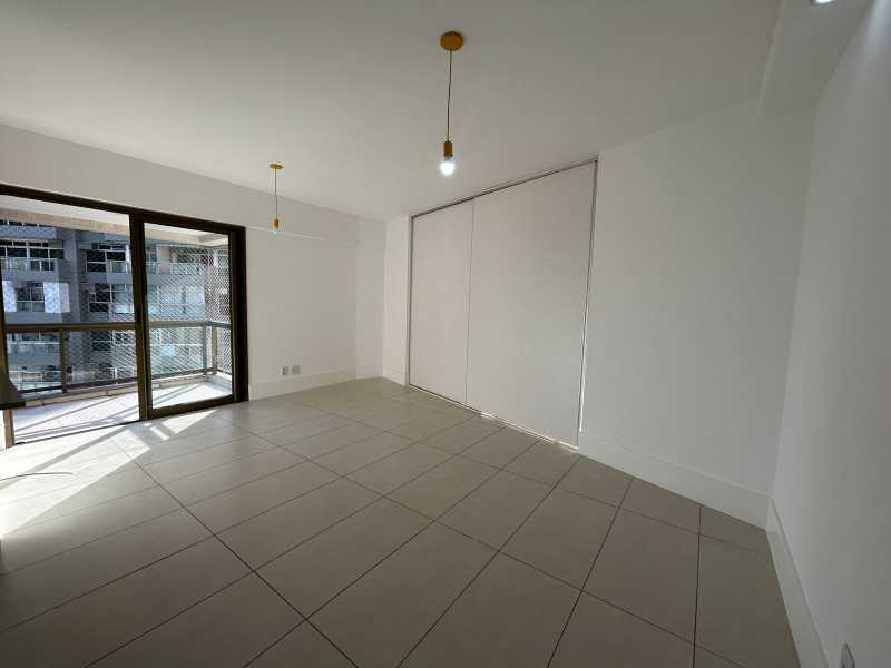 Apartamento à venda com 2 quartos, 82m² - Foto 6