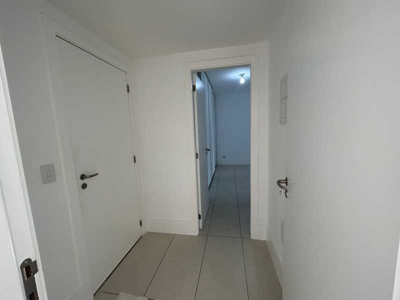 Apartamento à venda com 2 quartos, 82m² - Foto 18