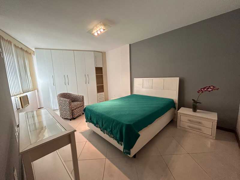 Apartamento à venda com 2 quartos, 89m² - Foto 13