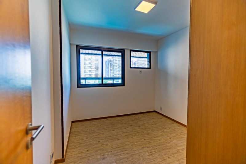 Apartamento à venda com 4 quartos, 139m² - Foto 11