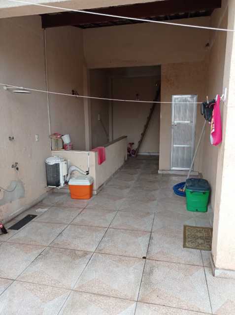 Casa de Condomínio à venda com 3 quartos, 210m² - Foto 26