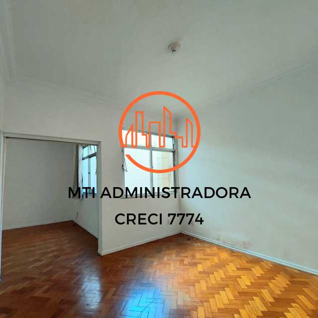 Apartamento para alugar com 2 quartos, 65m² - Foto 4