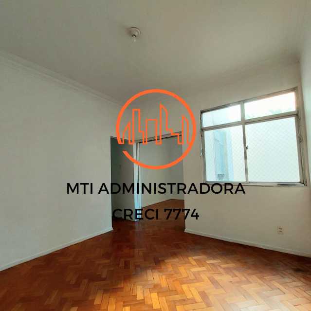 Apartamento para alugar com 2 quartos, 65m² - Foto 3