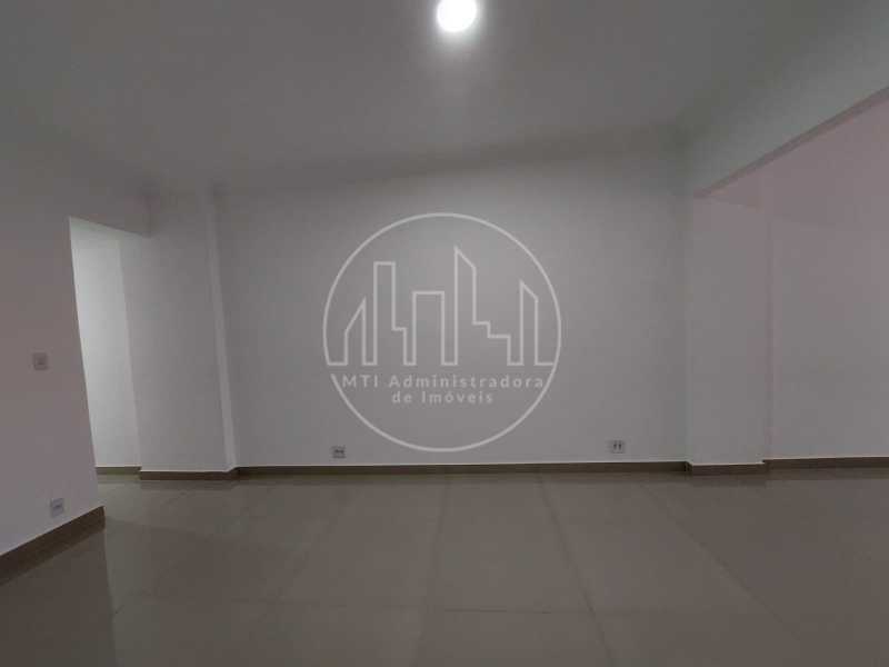 Apartamento à venda com 3 quartos, 110m² - Foto 5