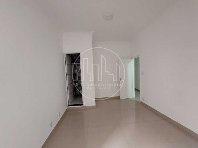 Apartamento à venda com 3 quartos, 110m² - Foto 14