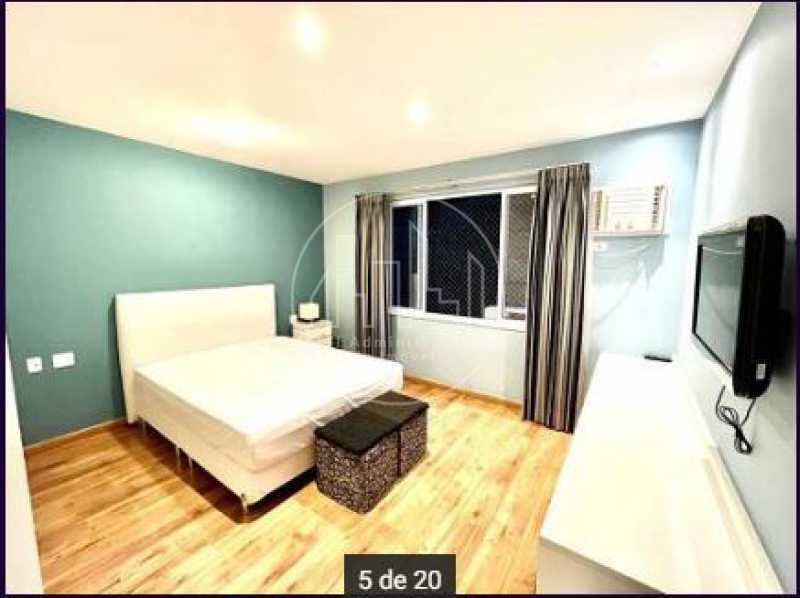 Apartamento à venda com 3 quartos, 168m² - Foto 5