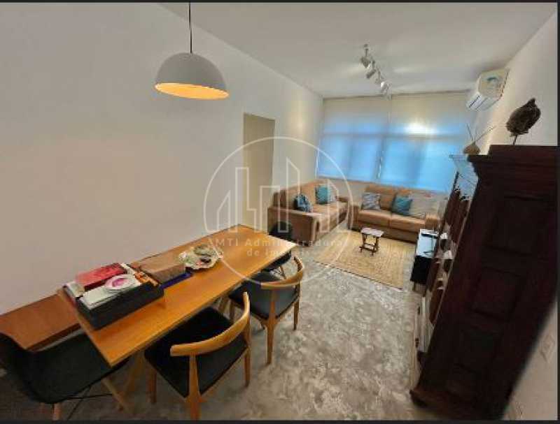 Apartamento à venda com 3 quartos, 86m² - Foto 1