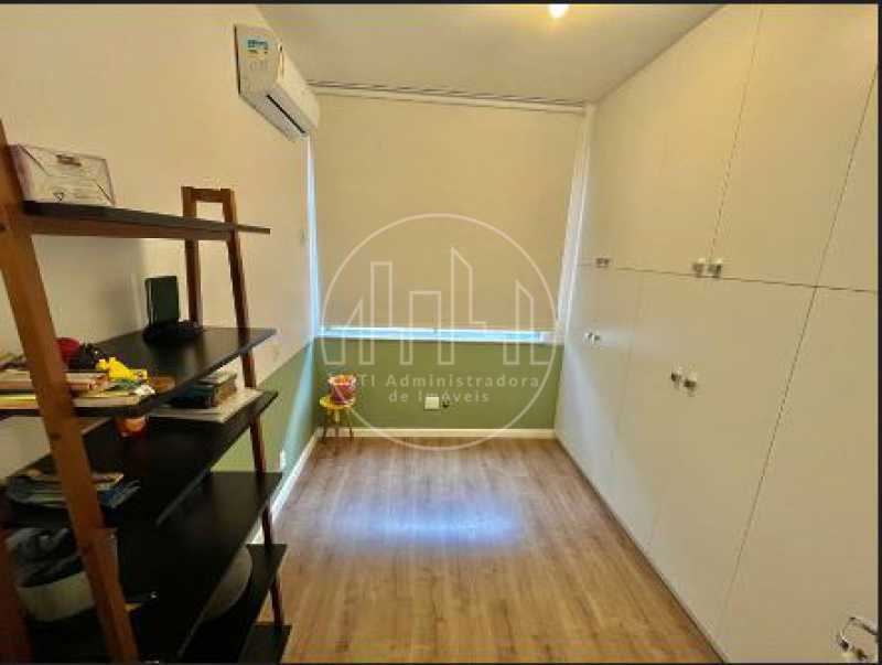 Apartamento à venda com 3 quartos, 86m² - Foto 13