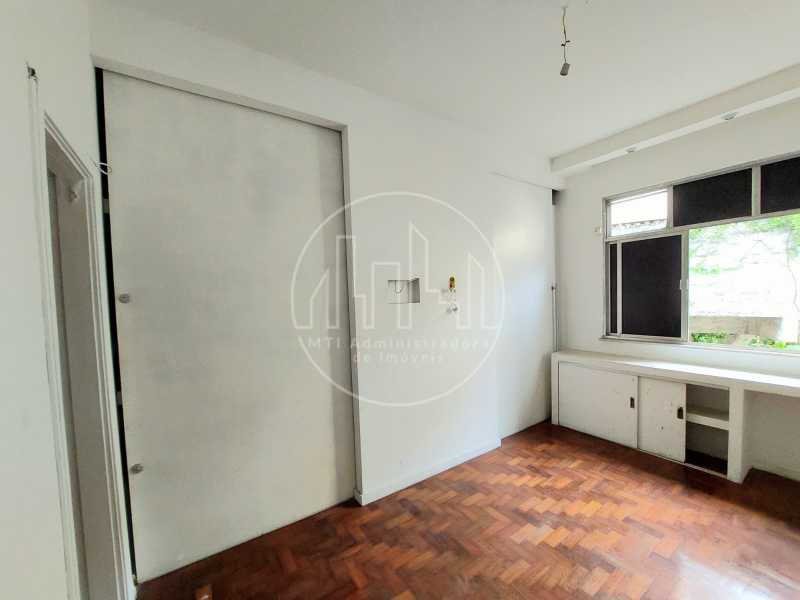 Apartamento à venda com 3 quartos, 135m² - Foto 15