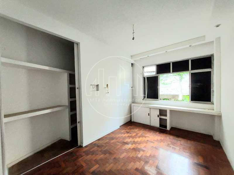 Apartamento à venda com 3 quartos, 135m² - Foto 17