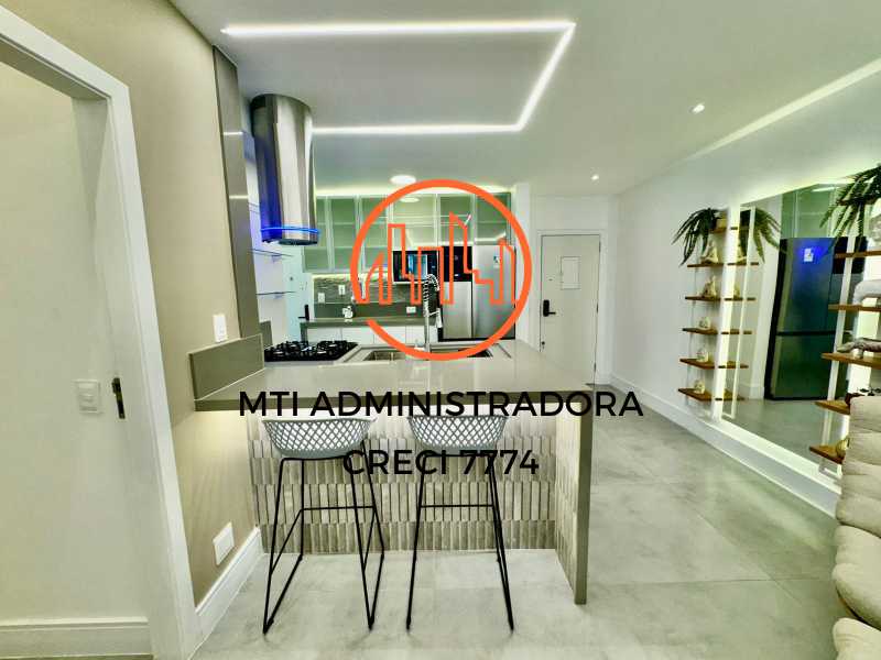 Apartamento à venda com 3 quartos, 115m² - Foto 22