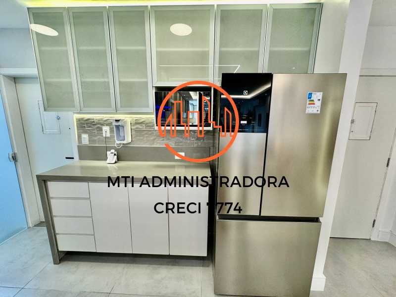 Apartamento à venda com 3 quartos, 115m² - Foto 25